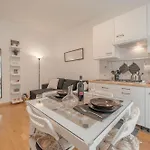Solari Lägenhet Milano